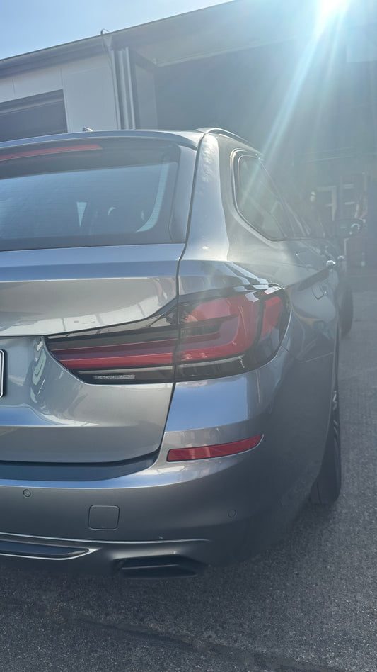 Plug & Play Adapterkabel für BMW 5er G30 G31 F90 – LCI Rückleuchten Nachrüsten