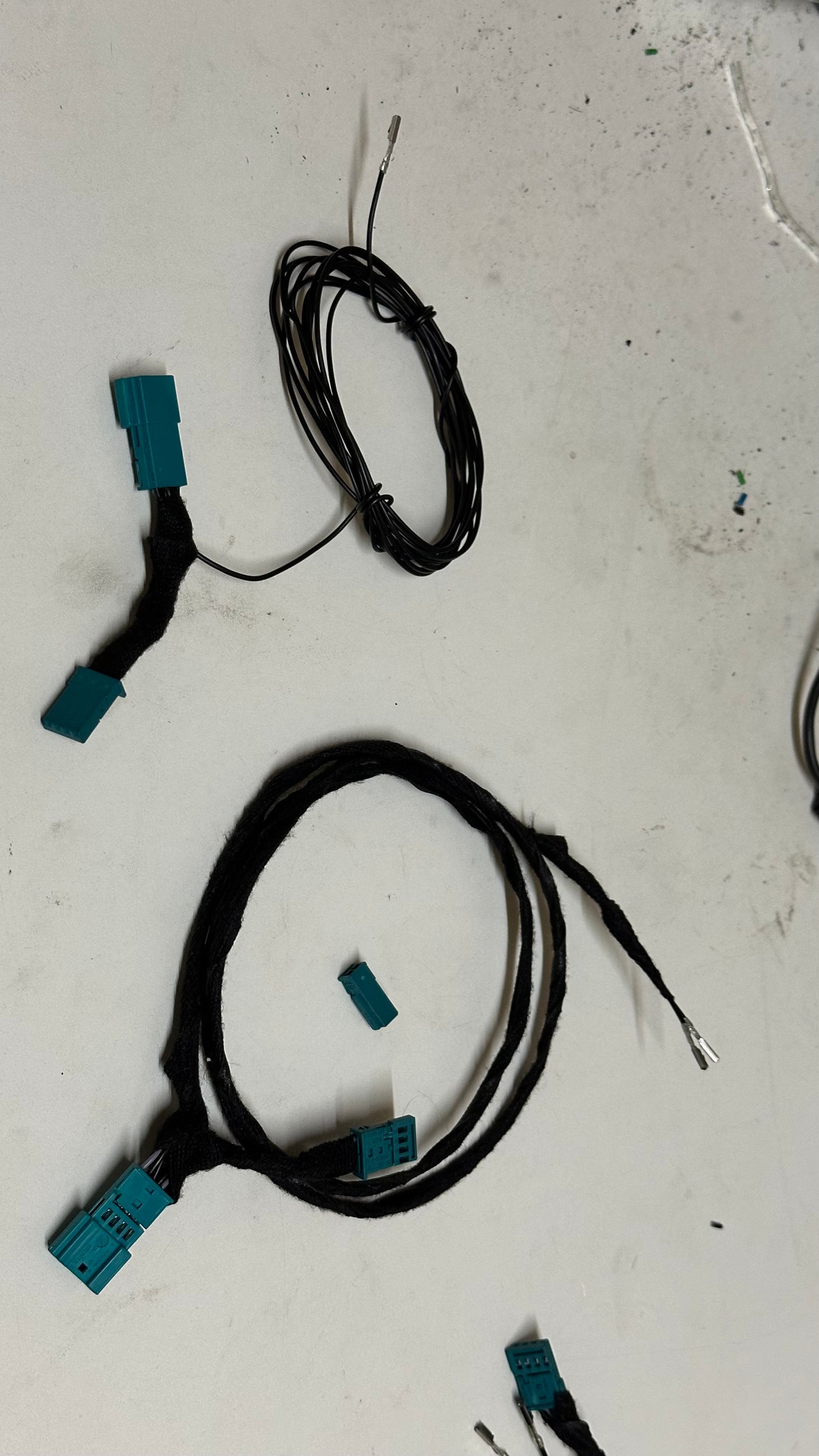 Always-On Kabelsatz – M-Sitz Logos dauerhaft beleuchten (F8x / G8x / G0x)